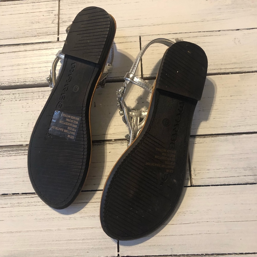 NWOT Rhinestone Sandals - Picture 4 of 5